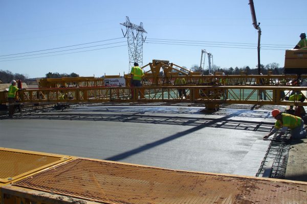 deck_pour